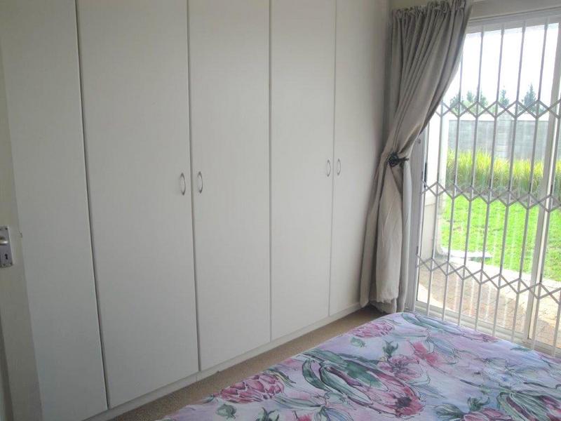 To Let 2 Bedroom Property for Rent in Pinehurst Western Cape
